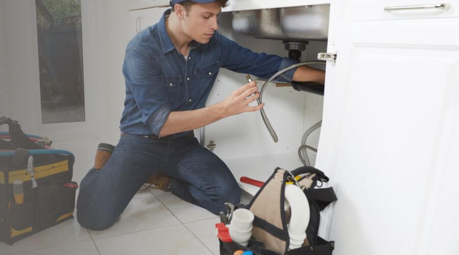 Professional expert plumbing services in Helena, MO